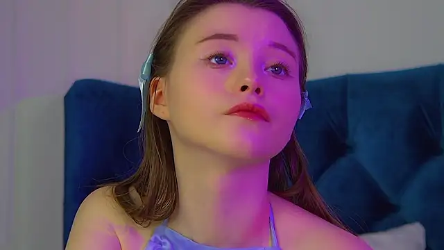 Вебкам-шоу KeiraAsti