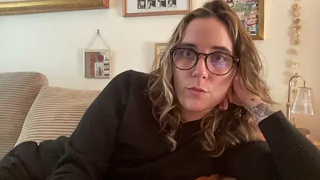 lill_daddysgirl: онлайн-секс-чат