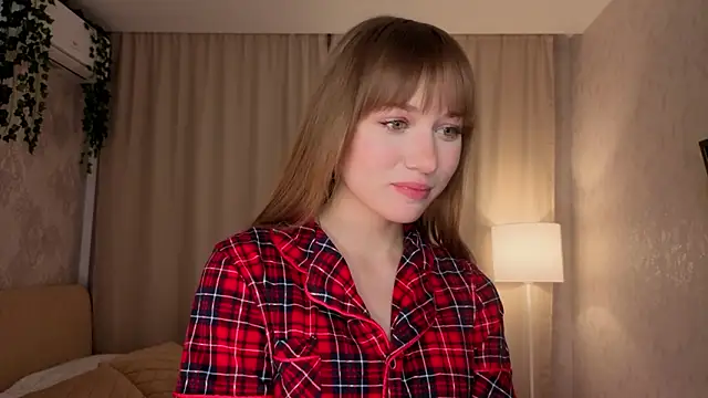 AntoniaDraft: онлайн-секс-чат