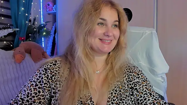 CoraSwon 라이브 XXX 채팅