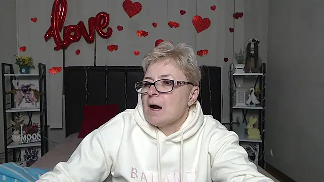 EmiliaGree Live XXX-chat