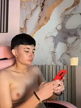 nico_18x Chat XXX in diretta