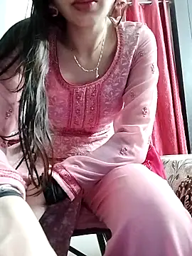 Noor_Darliing Chat XXX in diretta