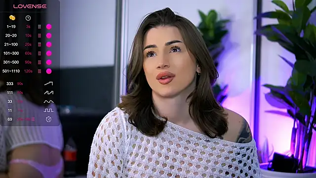 BabbyAisha 在線直播表演