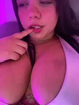 Онлайн чат XXX _camilaa