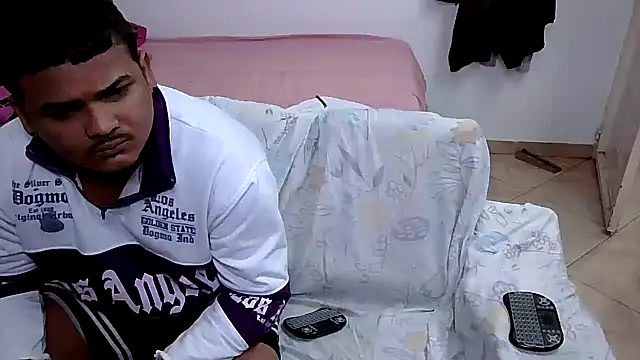 Boycuriousxxx live XXX chat