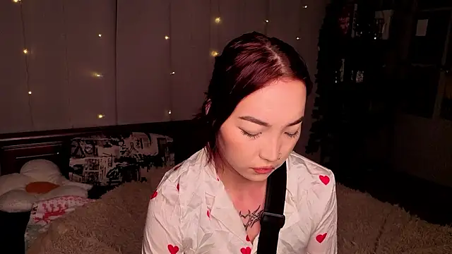 OdetteBiddy Adlı Modelin Canlı XXX Sohbeti