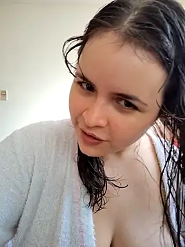 SeleneLuminari8 Adlı Modelin Canlı XXX Sohbeti