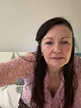 HotLdyllic live XXX chat