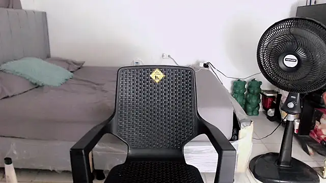 linda_brown_ Adlı Modelin Canlı XXX Sohbeti