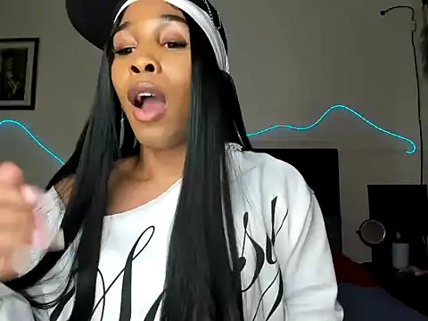 YourDreamReal's Live XXX Chat