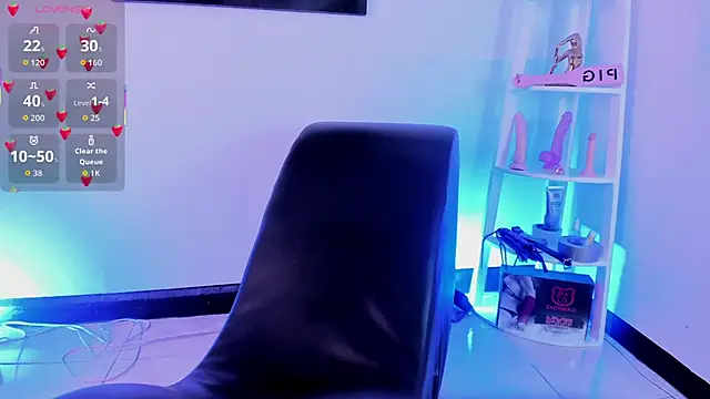 Taylor__Watson live XXX chat