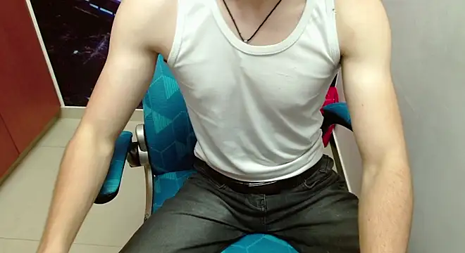 Show modela Anthony_Rays na web-kameri