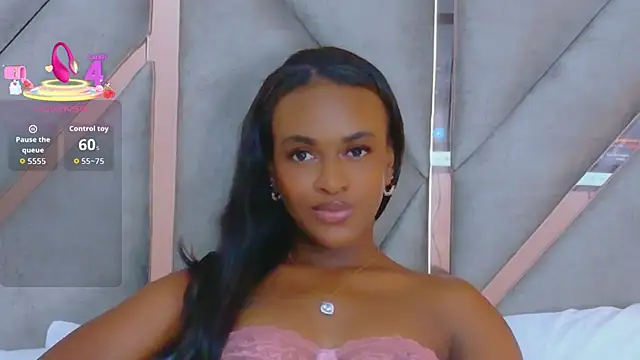 Chatroom XXX en direct de Sally-Noa