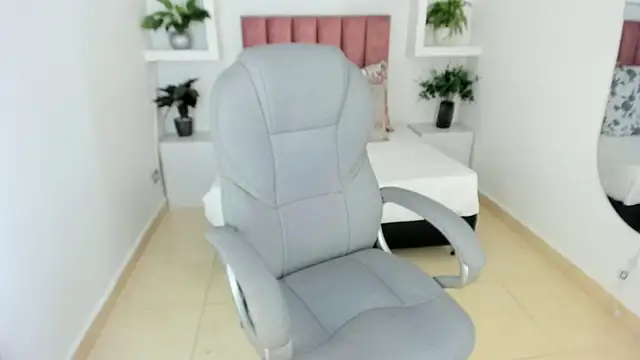 tati_saldarriagaのライブXXXチャット