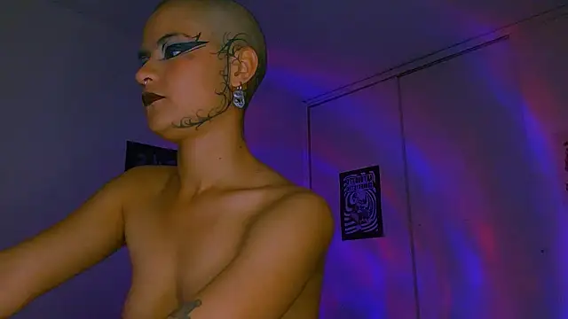 alex_one888 Chat XXX in diretta