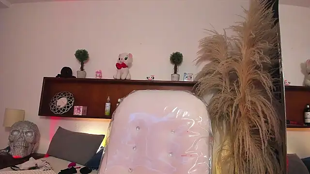 Chatroom XXX en direct de Rossiie_Hunt_