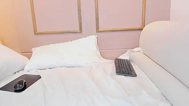 NahimiThompson Live XXX-Chat