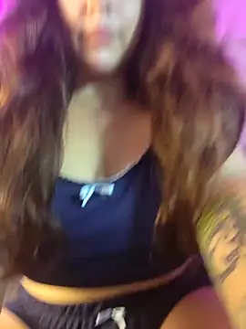 VickyHoult élő XXX-chatje