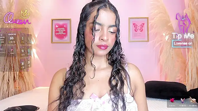 SunnyGilmoree Live XXX-chat