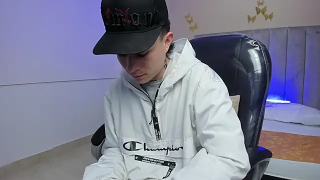 Nascary_Fox Chat XXX in diretta