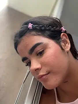 Kaily_Sweet16: απευθείας συνομιλία ΧΧΧ