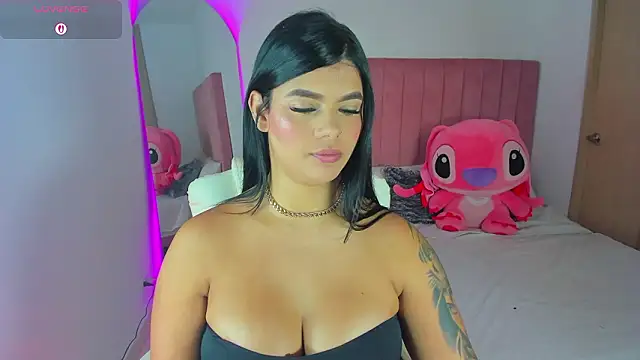 Janettcruz élő XXX-chatje