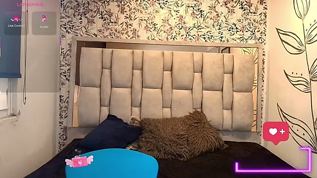 Kelly__Hot_ 现场XXX聊天