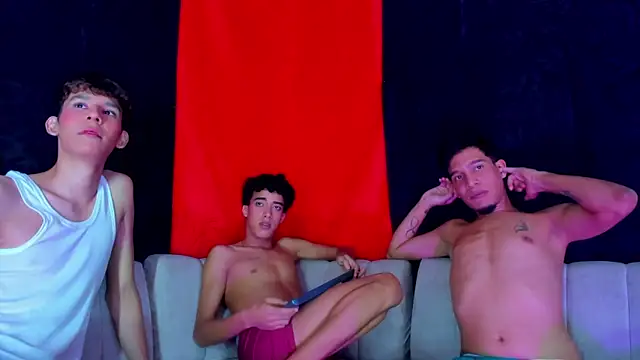 Chatroom XXX en direct de Pleasure_boys_hot