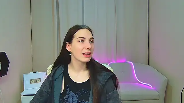 NikaStark_ Chat XXX in diretta