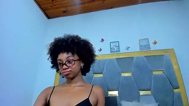 Živý XXX chat AliyahBrowns