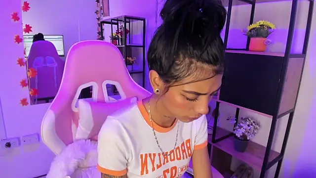 Sembang XXX Secara Langsung KarlaSlutSkinny__