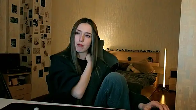 yourrdanceteacher élő XXX-chatje