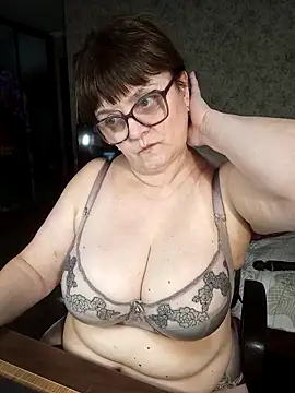 BrandiOhNight 现场XXX聊天