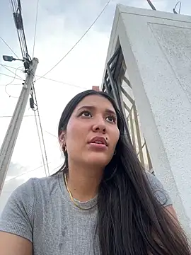 IsabellaJoness_ 现场XXX聊天