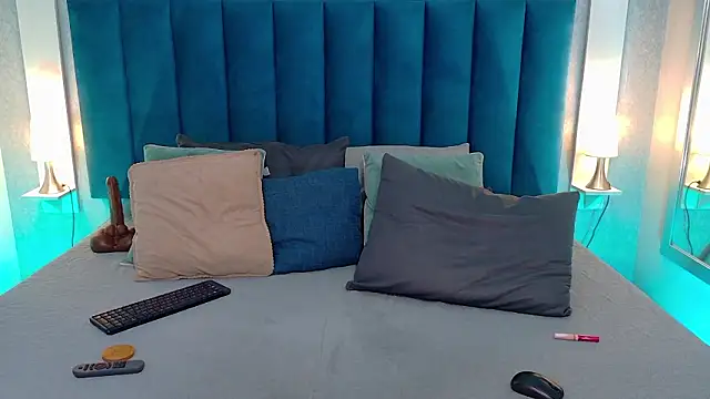 Madisonsmiith: онлайн-секс-чат