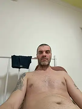 DOMINATOR_SIR-MASTER's Webcam Show