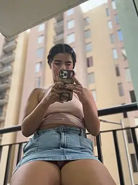 Kaily_Sweet16 即時 XXX 聊天