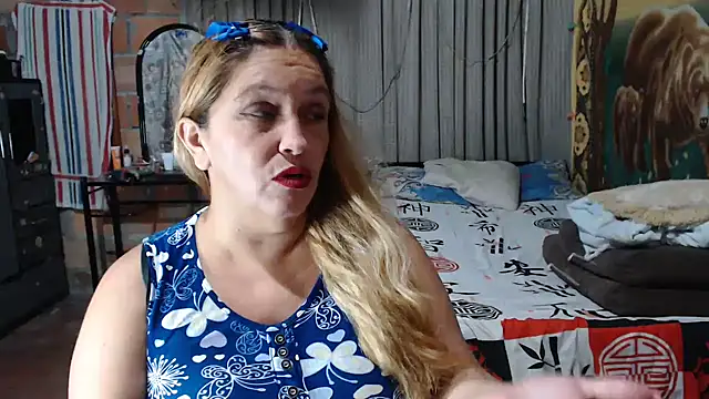 Chat XXX en directo de mom_son_dirty