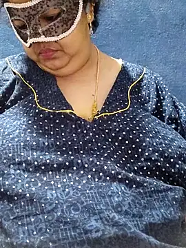 tamilthanushri Show Webcam