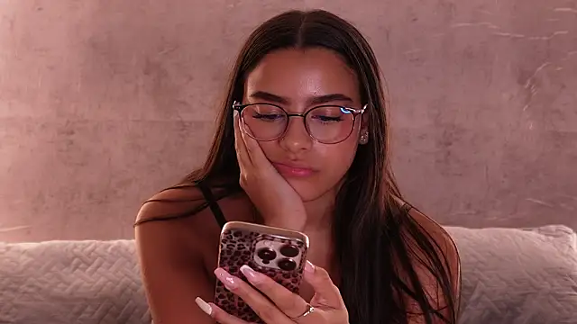 Nicky_and_Blake Live XXX-chat