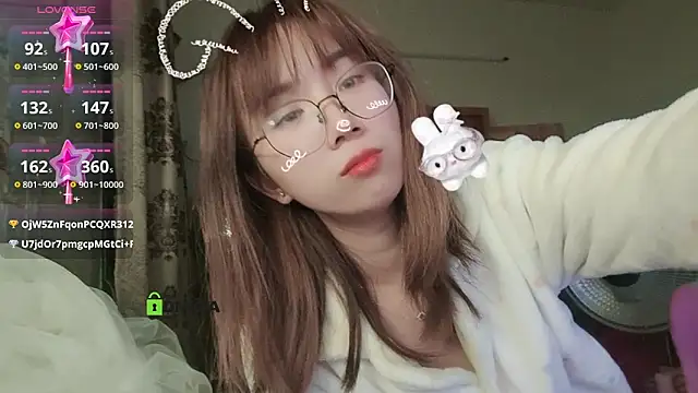 Lili_666 即時 XXX 聊天