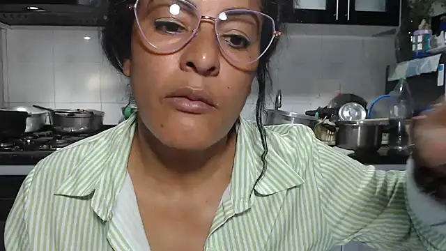 kateleyagrey: απευθείας συνομιλία ΧΧΧ