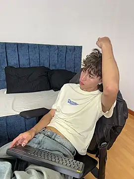 Blake_Parker Adlı Modelin Canlı XXX Sohbeti