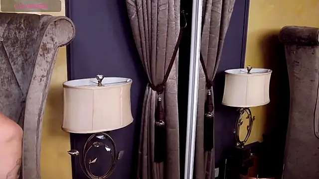 دردشة BustyGizelle الجنسية المباشرة