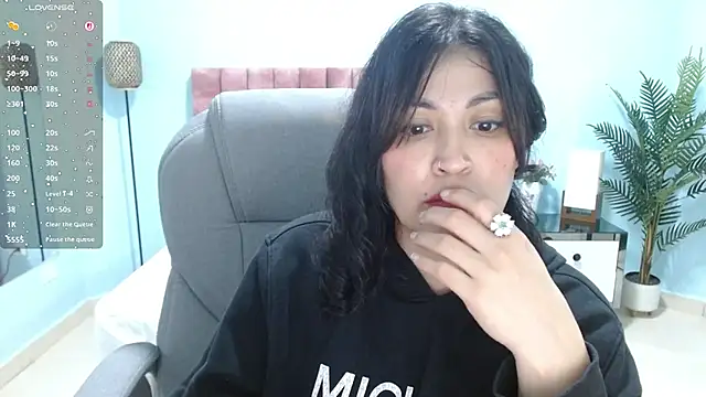 sophia_hadid Live XXX Chat