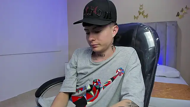 Nascary_Fox's Live XXX Chat