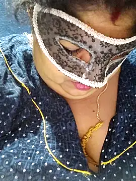 tamilthanushri's Live XXX Chat