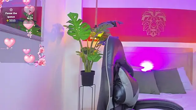 kitty_sweeety_'s Live XXX Chat