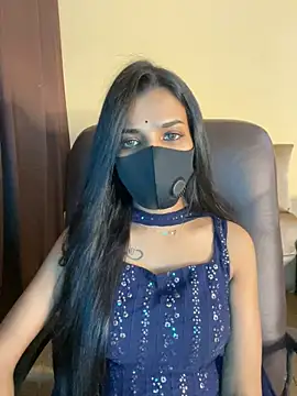 its_ur_flora Adlı Modelin Canlı XXX Sohbeti